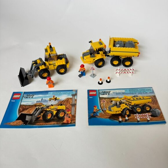Lego City 7630 7631 Front End Loader Dump Truck Complete Construction Manual Set - Picture 1 of 12